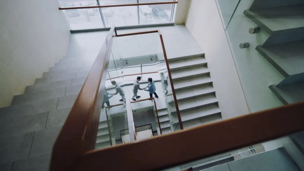 Partenariat Sanofi affaires