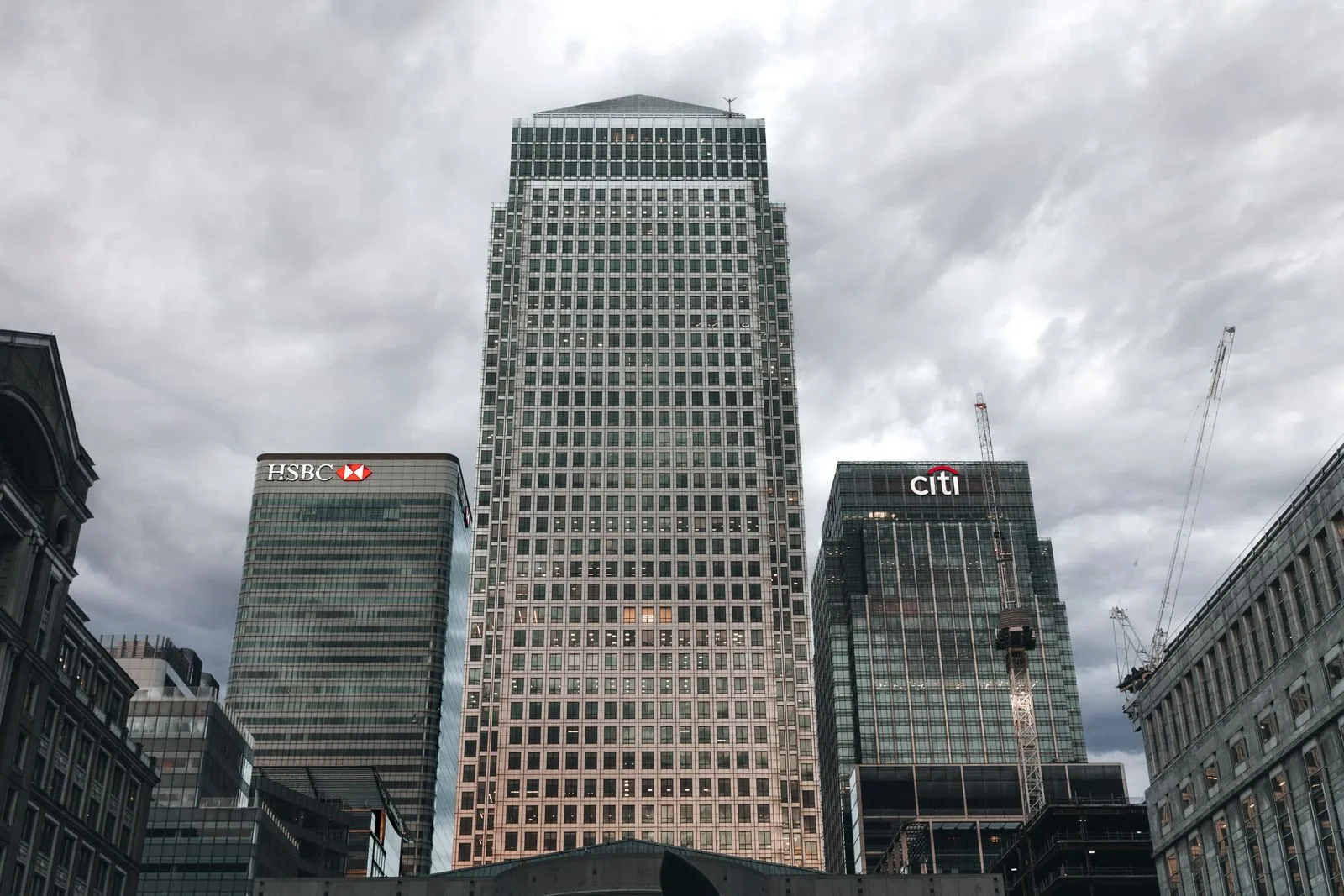 Quartier d'affaires de Canary Wharf, sièges de banques internationales