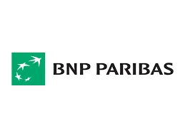 Logo de BNP Paribas : quatre étoiles blanches sur un carré vert, à côté du nom de la banque.